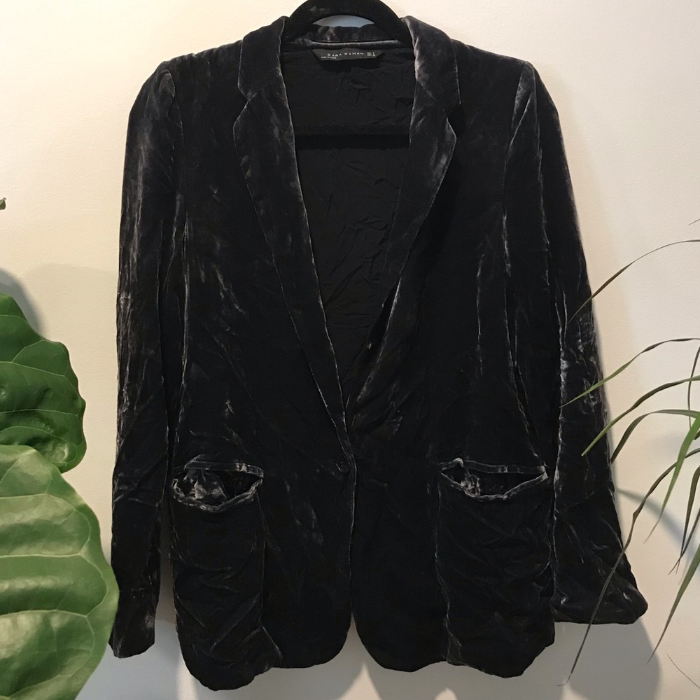 Zara Velvet blazer silver lavender color